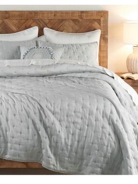 Pottery Barn Tencel Quilt and Shams